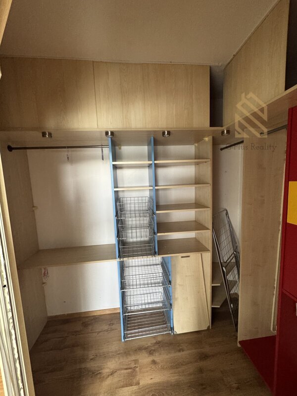 Pronájem bytu 3+1 s lodžií, 82 m² – ulice Kmochova v Ústí nad Labem