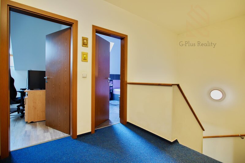 Prodej, Rodinný dům 4+kk , 389m2 , ul. Modřínová - Zlonín