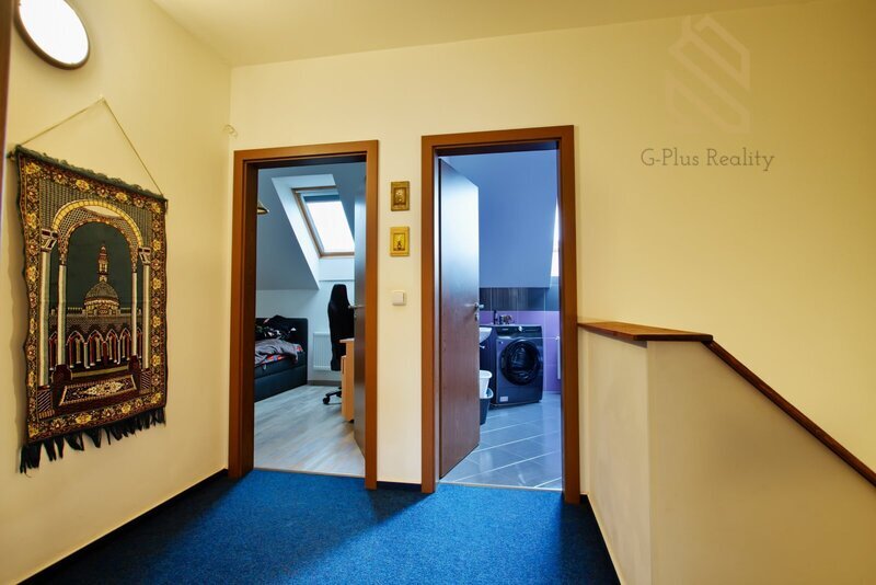 Prodej, Rodinný dům 4+kk , 389m2 , ul. Modřínová - Zlonín