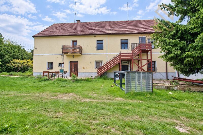 Prodej rodinný dům, 260 m2, pozemek 2192 m2, Mšené Lázně - Vrbice