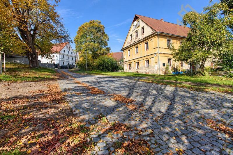Prodej zemědělské usedlosti s rodinným domem, 31 887 m², Kalovice u Úštěka