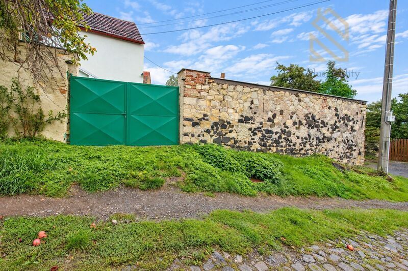 Prodej rodinného domu 3+kk o velikosti 90 m², pozemek 331 m² – Chraberce