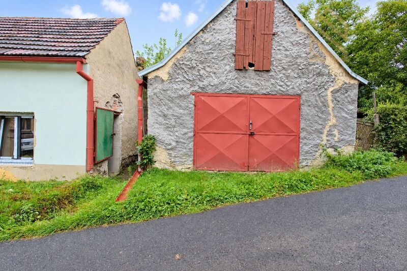 Prodej rodinného domu 3+kk o velikosti 90 m², pozemek 331 m² – Chraberce