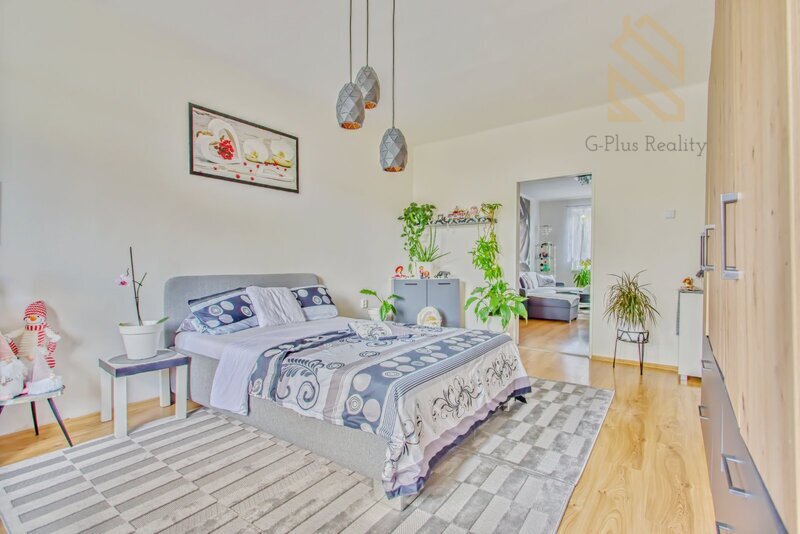 Byt 3+1, 90 m2, Louny ulice Husova
