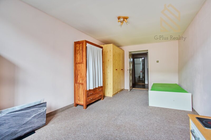 Byt 2+1, 63 m3, s podílem na společné zahradě. Husova ul. Louny