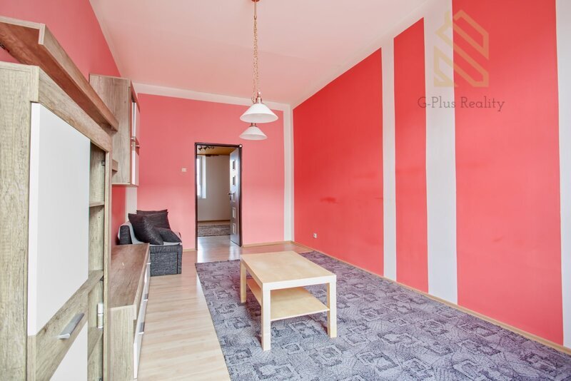 Byt 2+1, 63 m3, s podílem na společné zahradě. Husova ul. Louny