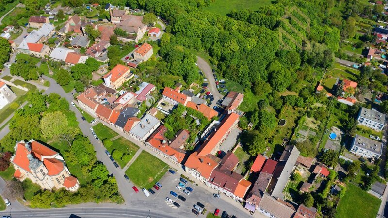 Prodej domu nám. T.G. Masaryka 779 m², pozemek 1465 m², Smečno