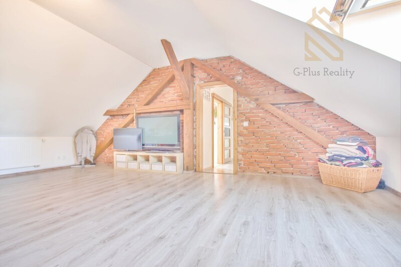 Prodej, rodinného domu, 326 m², pozemek 2 8130 m² Hrobčice - Razice