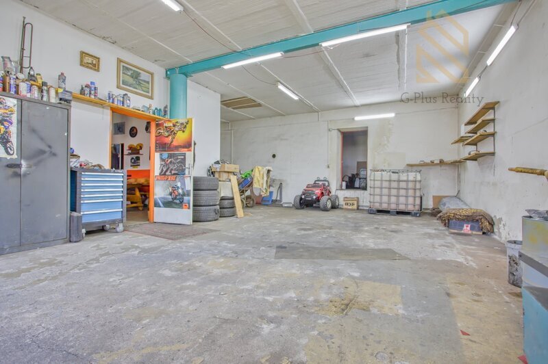 Prodej, rodinného domu, 326 m², pozemek 2 8130 m² Hrobčice - Razice