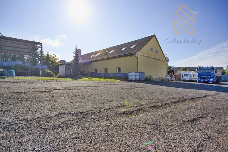 Prodej, rodinného domu, 326 m², pozemek 2 8130 m² Hrobčice - Razice