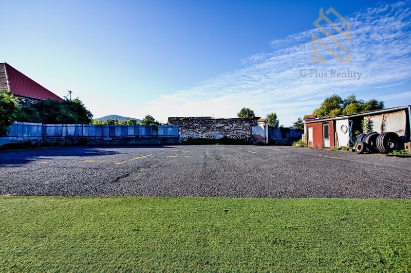 Prodej, rodinného domu, 326 m², pozemek 2 8130 m² Hrobčice - Razice