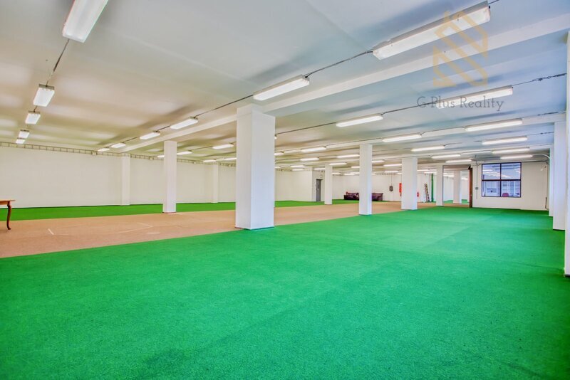 Pronájem obchodního prostoru 1200 m² Polepy 6​5​ ​0​0​0​ ​K​č​/​m​ě​s​í​c​ ​(​5​4​ ​K​č​/​m​²​)​