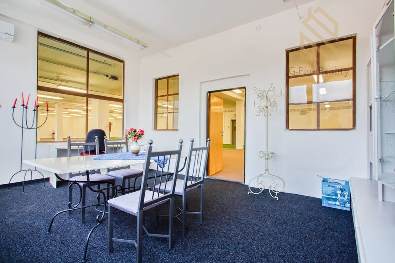Pronájem obchodního prostoru 1200 m² Polepy 6​5​ ​0​0​0​ ​K​č​/​m​ě​s​í​c​ ​(​5​4​ ​K​č​/​m​²​)​