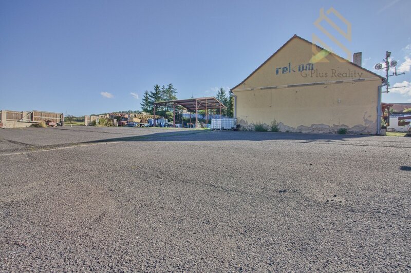 Prodej, rodinného domu, 326 m², pozemek 4343 m² Hrobčice - Razice