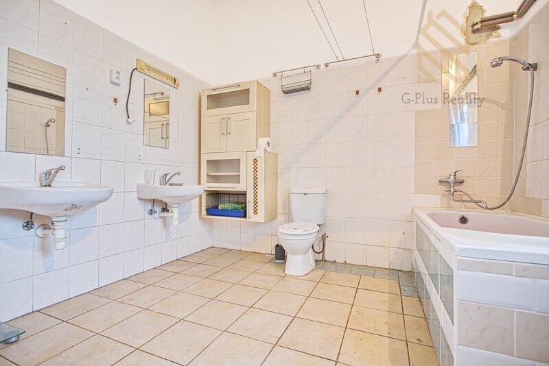 Prodej, rodinného domu, 326 m², pozemek 4343 m² Hrobčice - Razice