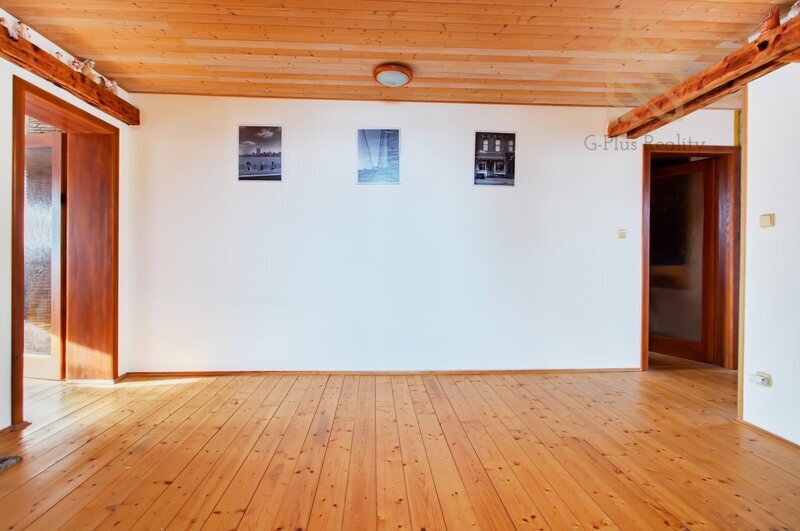 Prodej, rodinný dům 270m2, pozemek 2444m2