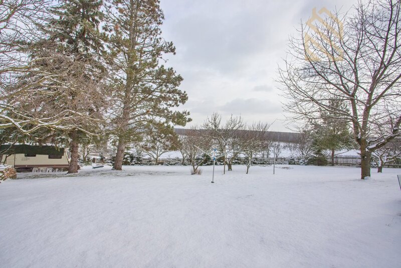 Prodej, rodinný dům 270m2, pozemek 2444m2