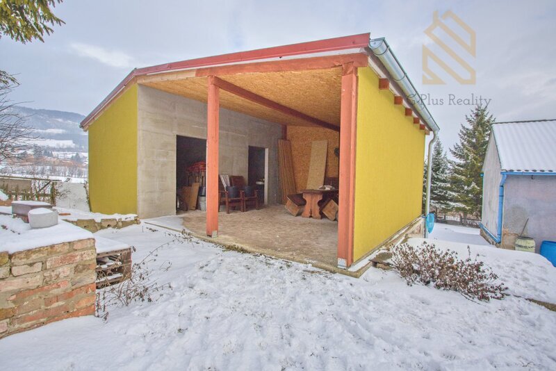 Prodej, rodinný dům 270m2, pozemek 2444m2