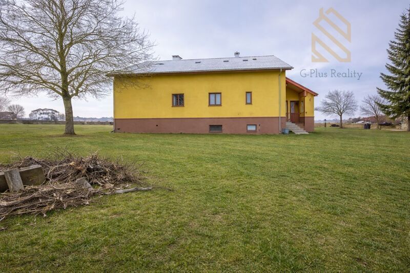 Prodej, rodinný dům 270m2, pozemek 2444m2, Dobkovičky, Velemín,