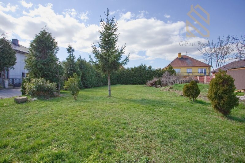 Prodej, rodinný dům 334 m2, pozemek 1515m2, Radovesice