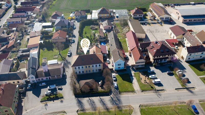 Prodej, rodinný dům 334 m2, pozemek 1515m2, Radovesice