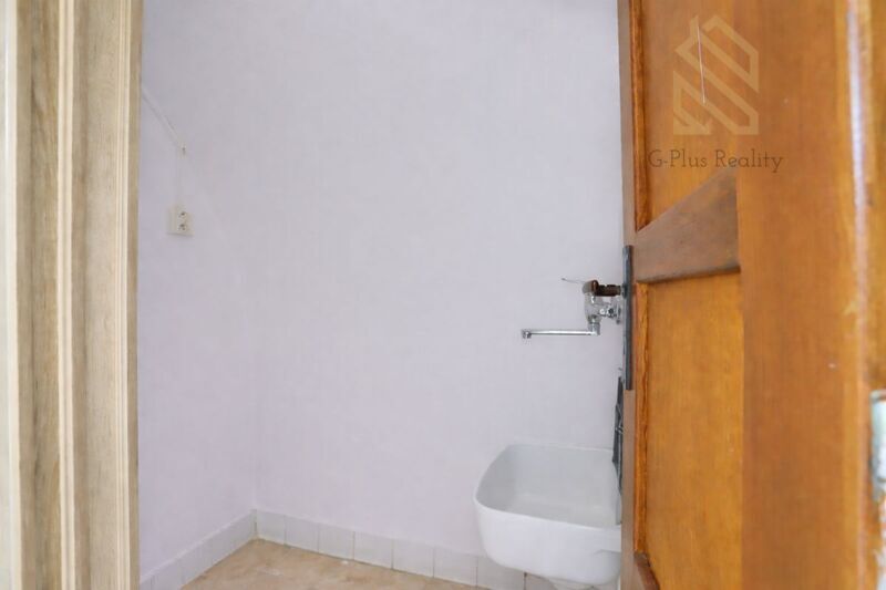 Pronájem zavedeného  obchodu, 55 m2, ul. Pivovarská, Louny