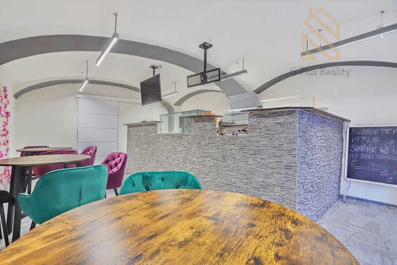 Pronájem zavedeného  obchodu, 55 m2, ul. Pivovarská, Louny