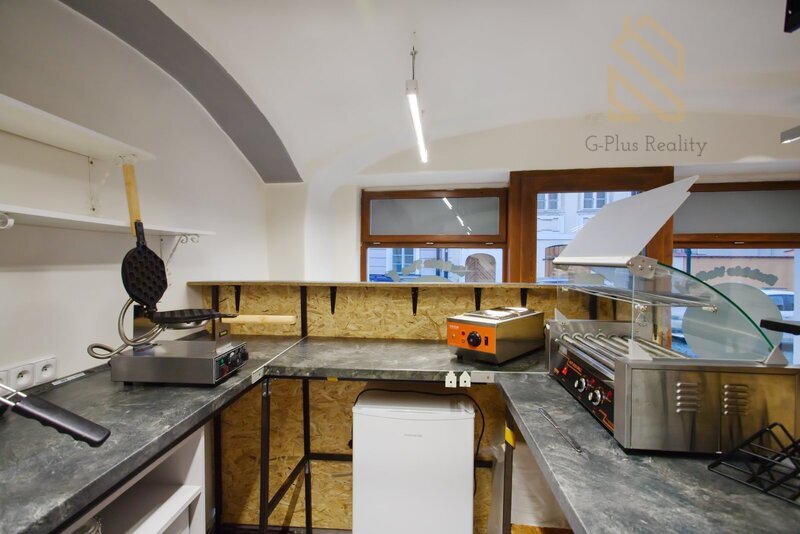 Pronájem zavedeného  obchodu, 55 m2, ul. Pivovarská, Louny