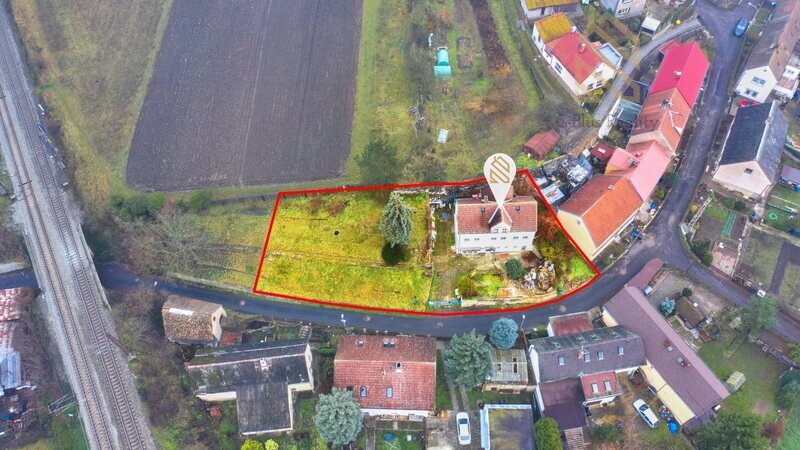 Prodej,Rodinný patrový dům se zahradou a garáží, 263m2, Sebuzín, Ústí nad Labem