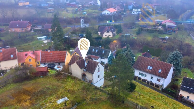 Prodej,Rodinný patrový dům se zahradou a garáží, 263m2, Sebuzín, Ústí nad Labem
