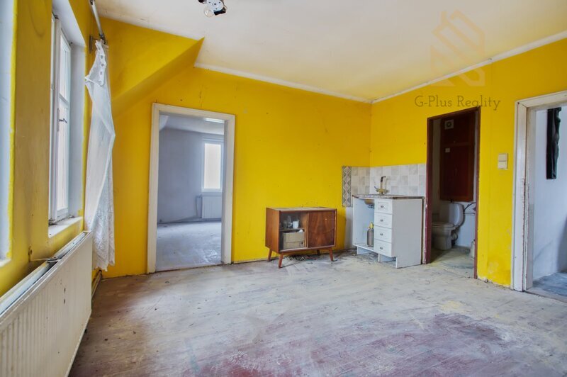 Prodej,Rodinný patrový dům se zahradou a garáží, 263m2, Sebuzín, Ústí nad Labem