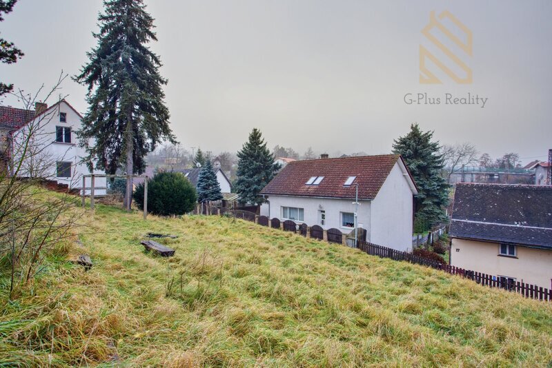 Prodej,Rodinný patrový dům se zahradou a garáží, 263m2, Sebuzín, Ústí nad Labem