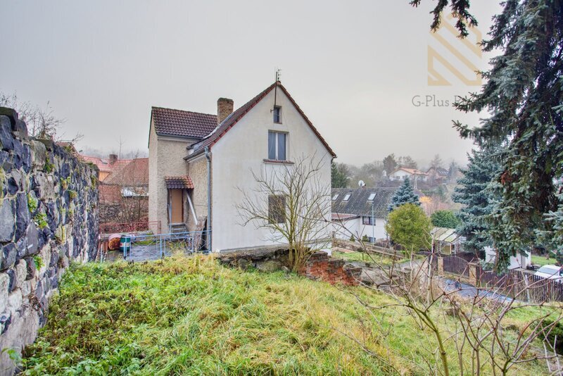 Prodej,Rodinný patrový dům se zahradou a garáží, 263m2, Sebuzín, Ústí nad Labem