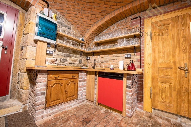 Prodej penzionu, víceúčelového domu, Jiřetín pod Jedlovou, 1295 m2, okres Děčín