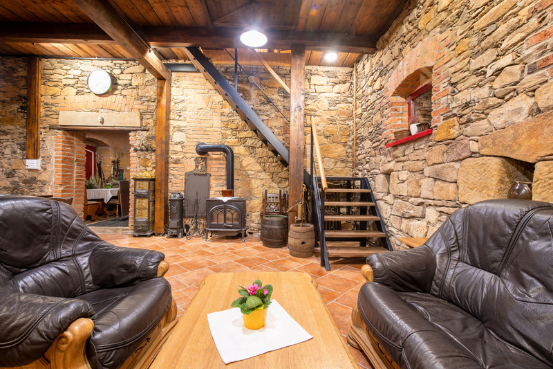 Prodej penzionu, víceúčelového domu, Jiřetín pod Jedlovou, 1295 m2, okres Děčín