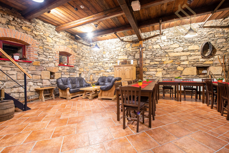 Prodej penzionu, víceúčelového domu, Jiřetín pod Jedlovou, 1295 m2, okres Děčín