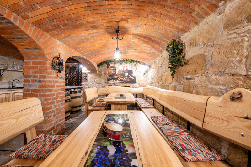 Prodej penzionu, víceúčelového domu, Jiřetín pod Jedlovou, 1295 m2, okres Děčín