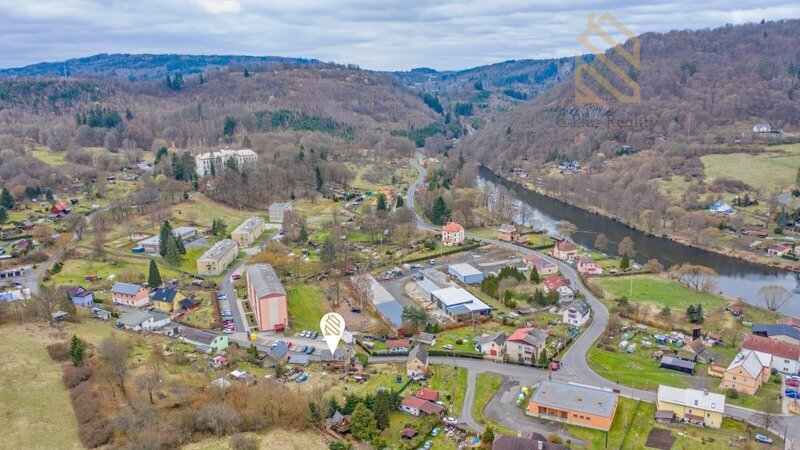 Prodej, stavební pozemek 300m2, zahrada 478m2, celkem 778m2, Velichov - Karlovy Vary