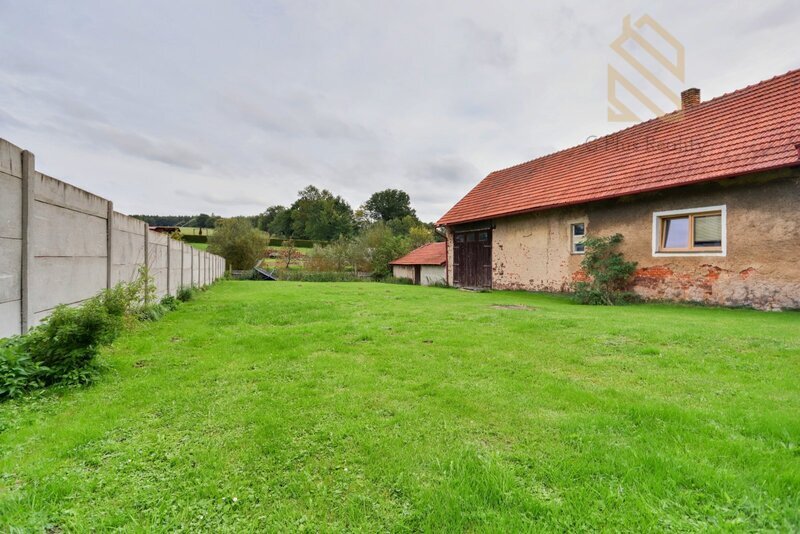 Prodej rodinného domu 319 m², pozemek 884 m², Prusice