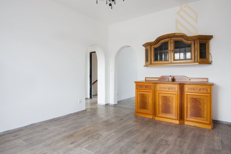 Prodej, rodinný dům 5+1, 190 m2, 551m2, Libochovany