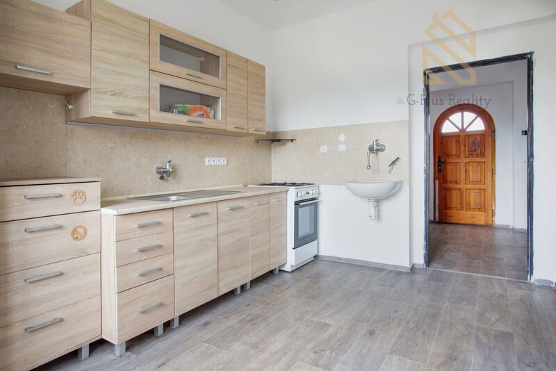 Prodej, rodinný dům 5+1, 190 m2, 551m2, Libochovany