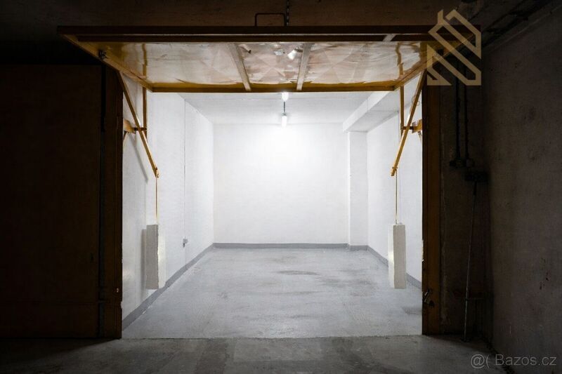Prodej, garáž 20m2, Praha - Řepy