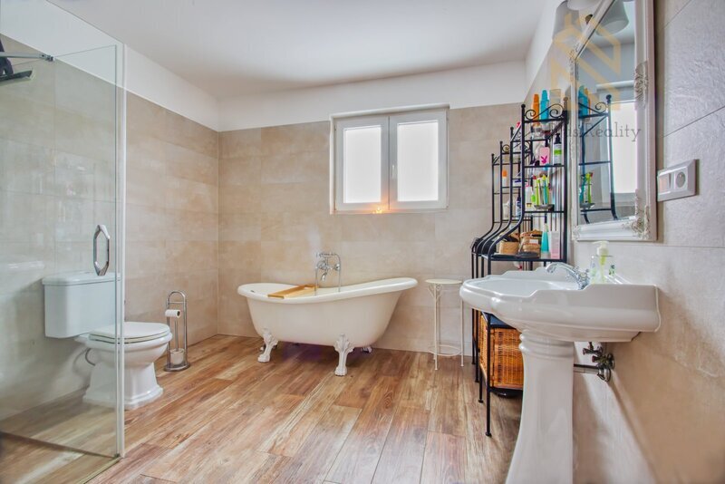 Rodinný dům, 135m2, zahrada 3 522m2, Píšťany, okr.Litoměřice