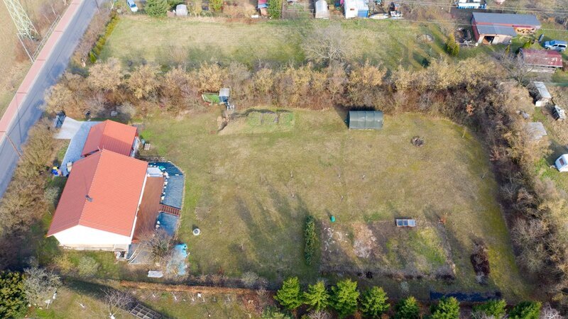 Rodinný dům, 135m2, zahrada 3 522m2, Píšťany, okr.Litoměřice