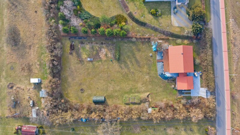 Rodinný dům, 135m2, zahrada 3 522m2, Píšťany, okr.Litoměřice