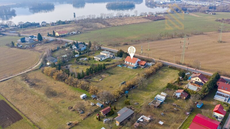Rodinný dům, 135m2, zahrada 3 522m2, Píšťany, okr.Litoměřice