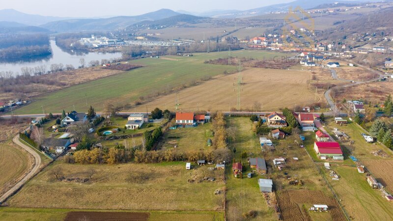 Rodinný dům, 135m2, zahrada 3 522m2, Píšťany, okr.Litoměřice