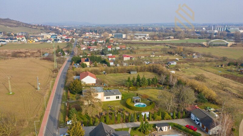 Rodinný dům, 135m2, zahrada 3 522m2, Píšťany, okr.Litoměřice