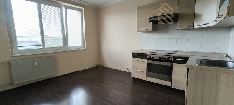 Pronájem bytu 1+1+ Lodžie, 35 m2. Petra Obrovce Louny