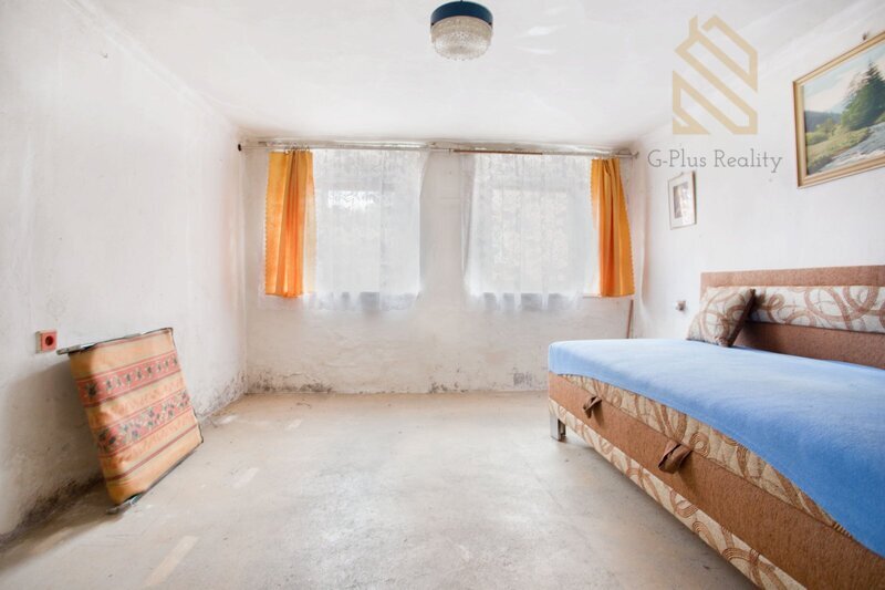 Prodej rodinného domu 2+1, o celkové výměře 126 m2, obec Třebenice okres Litoměřice.